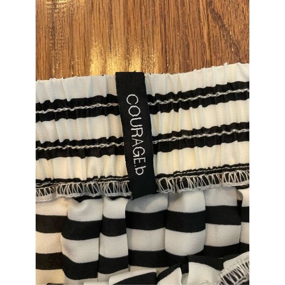 Courage B black and white stripe aline skirt small - Picture 6 of 8